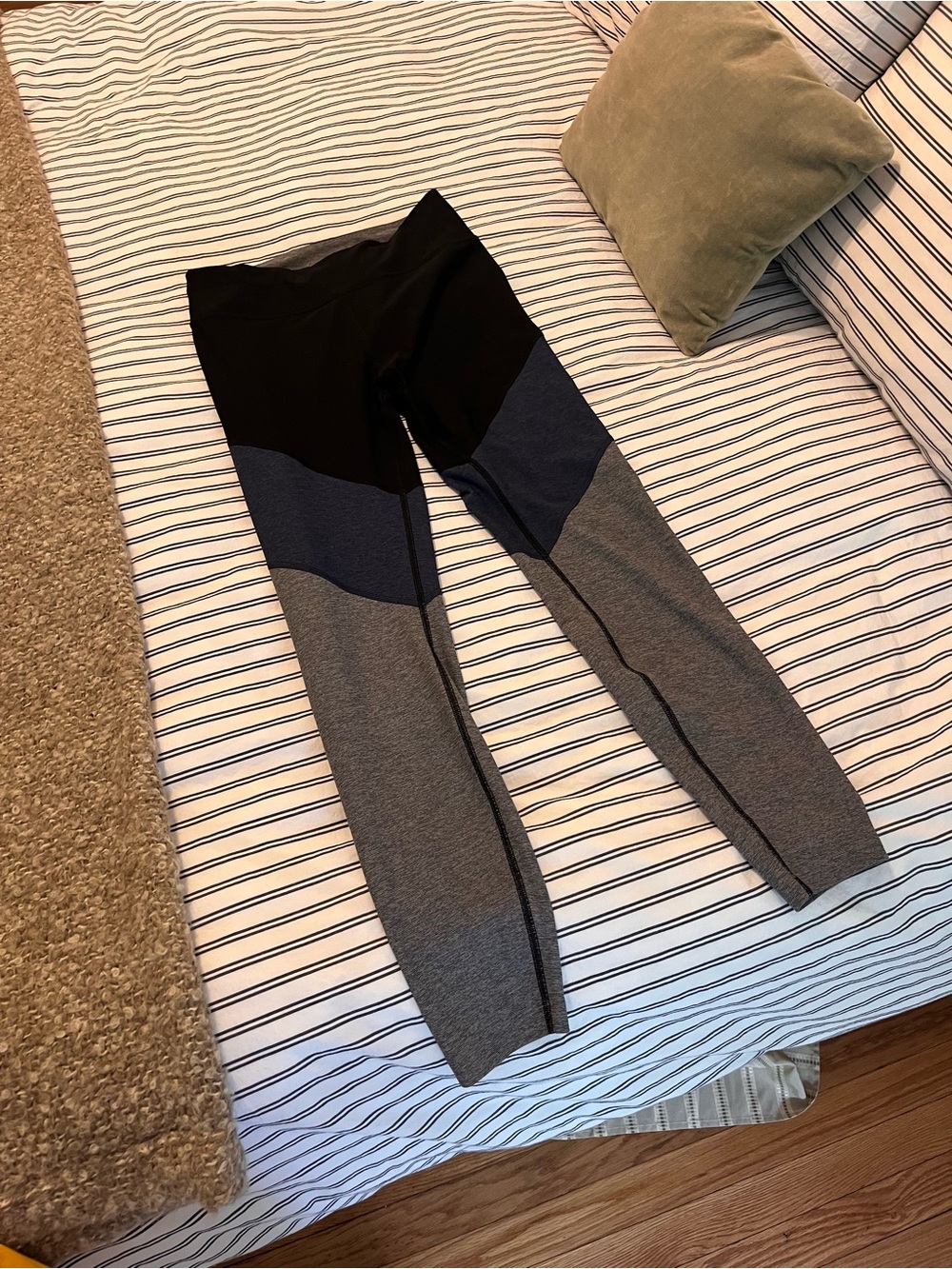 Outdoor Voices Kids Colorblock Leggings - Black, Navy, Gray